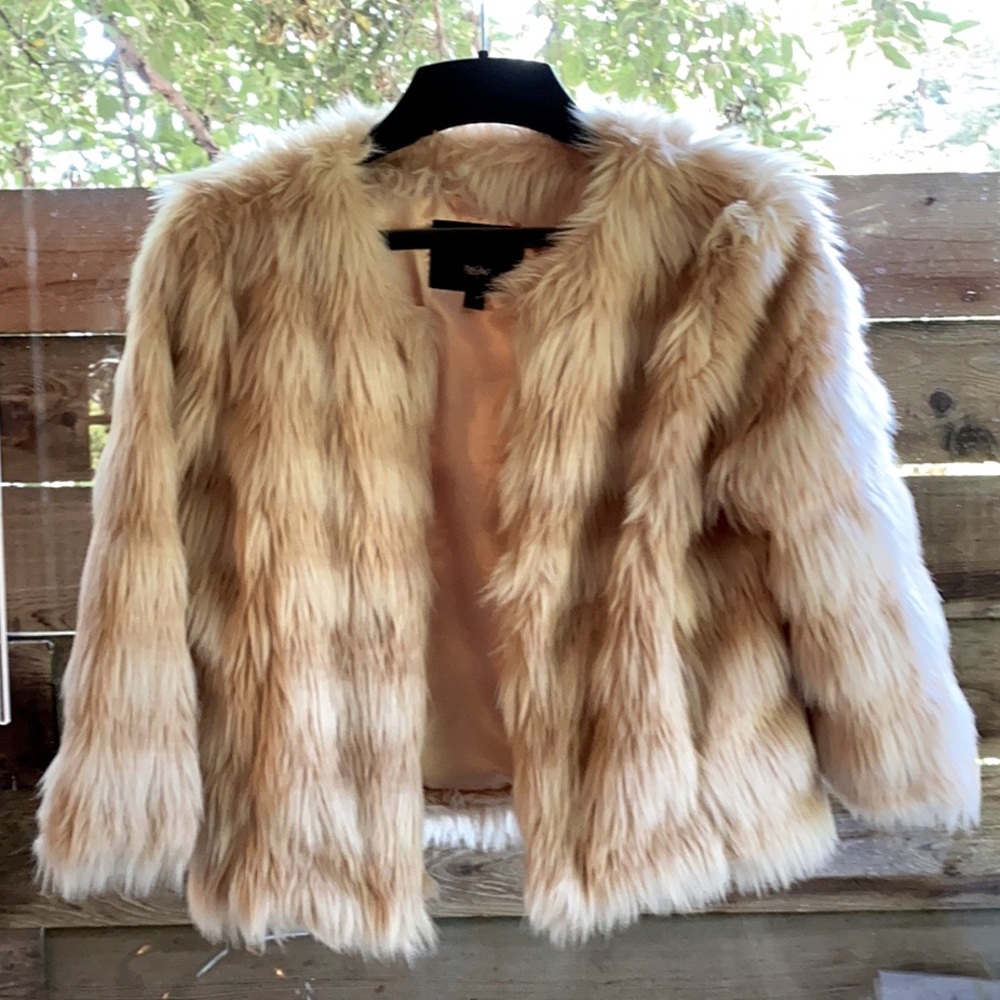 Baby pink faux fur cropped jacket